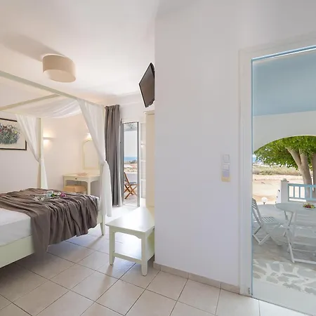 Porto Rondo Agios Prokopios (Naxos)