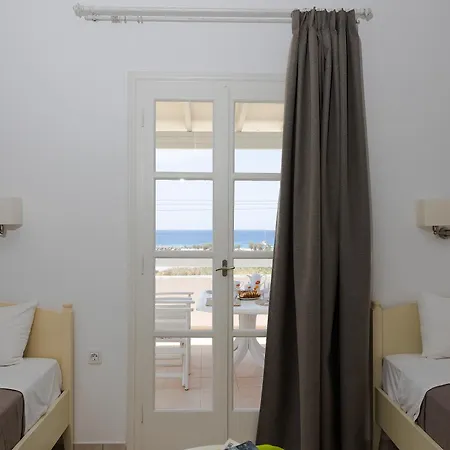 Porto Rondo * Agios Prokopios (Naxos)