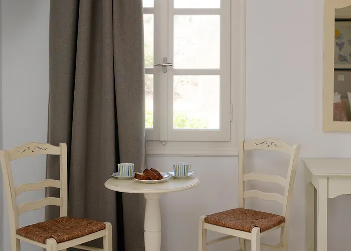 Porto Rondo Agios Prokopios (Naxos)